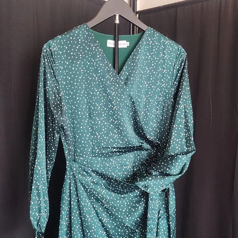 Veiled Collection Emerald Polka Dot Satin Wrap Maxi Dress Ruffle Modest Size XS